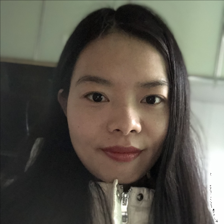 万丽（国瓷红叶画院高级画师）